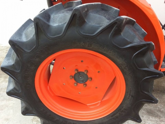 รถสวยเกรด AAA สภาพนางฟ้า คูโบต้า L4708 4 WD ตัวเปล่า สภาพนางฟ้า จดทะเบียน ส.ค.2556