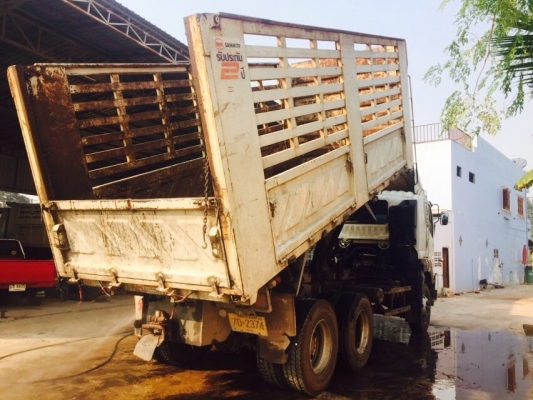 ขายรถบรรทุกสิบล้อดัมพ์ Isuzu เครื่อง 360 แรง ปี 2555 เฉพาะแม่ ยางใหม่ ดัมพ์สามมิตร มีระบบลากพ่วง