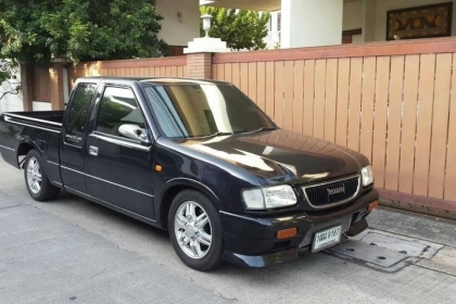 ขาย อีซูซุ ดราก้อน ปี2002 พาวเวอ ไฟฟ้า ราคา159000 สนใจโทร 0805669540 - 0866668500.