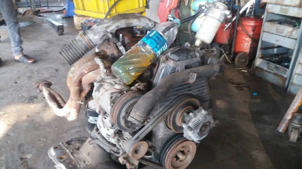 ขายเครื่องพร้อมเกีย 2 L ใช้งานได้ปกติ ราคา38000 สนใจโทร 0805669540 - 0866668500 ขายเครื่องพร้อมเกีย 2 L ใช้งานได้ปกติ ราคา38000 สนใจโทร 0805669540 - 0866668500