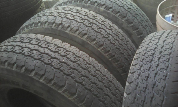 205R16 BRIDGESTONE DUELER H/T 840 ชุด 4 เส้น tel.081-427-3941 ไอดีไลน์ autobot107 205R16 BRIDGESTONE DUELER H/T 840 ชุด 4 เส้น tel.081-427-3941 ไอดีไลน์ autobot107