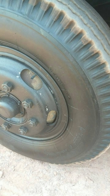 รถอีซูซุ 6 ล้อ ติดเครน 5 ตัน. FTR  240 แรงม้า. ปี 53  ( รถวิ่ง 3xx,xxx กม. )     สนใจติดต่อ  081 - 6079515