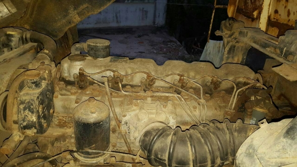 ขายบรรทุกรถ 10 ล้อดัมพ์ 1.HINO FM 176 2 เพลาสโลโลว์ดึง เครื่อง EH700 168 แรงม้า 2.MITSUBISHI FN215K เครื่อง 6D-14 160 แรงม้า ช่วงล่าง UD 2 เพลาสโลว์ดึง ราคารวม 800000