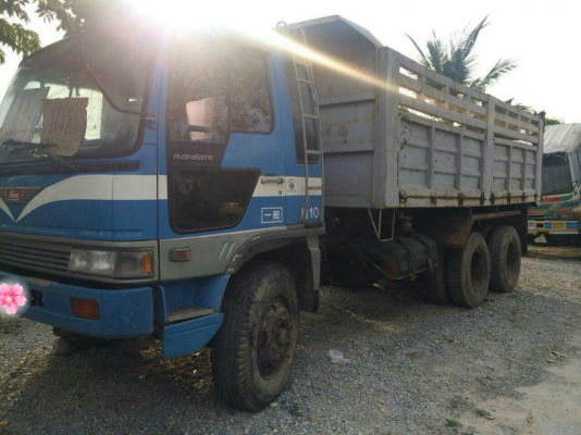 ขายบรรทุกรถ 10 ล้อดัมพ์ 1.HINO FM 176 2 เพลาสโลโลว์ดึง เครื่อง EH700 168 แรงม้า 2.MITSUBISHI FN215K เครื่อง 6D-14 160 แรงม้า ช่วงล่าง UD 2 เพลาสโลว์ดึง ราคารวม 800000