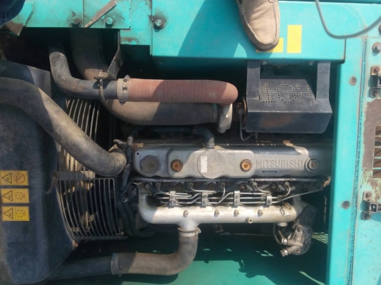 รถแบคโฮ  KOBELCO  YN - 10  ( รถทำงาน 13,xxx ชม. )    สนใจติดต่อ  081 - 6079515