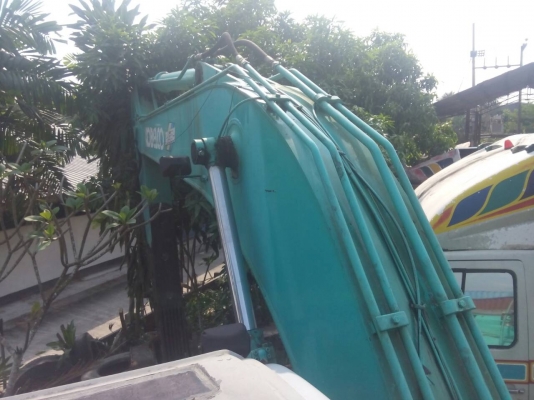 รถแบคโฮ  KOBELCO  YN - 10  ( รถทำงาน 13,xxx ชม. )    สนใจติดต่อ  081 - 6079515