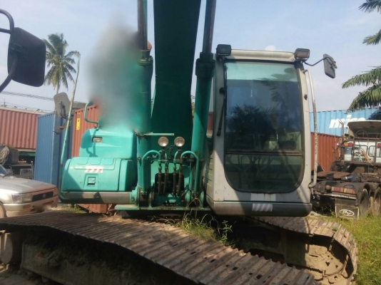 รถแบคโฮ  KOBELCO  YN - 10  ( รถทำงาน 13,xxx ชม. )    สนใจติดต่อ  081 - 6079515