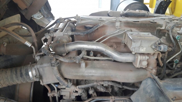 รถฮีโน่ 10 ล้อดั้ม FM1A 344 แรงม้า. ปี 55.  ( ขาย แม่ , ลูก. )     สนใจติดต่อ  081 - 6079515