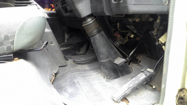 รถอีซูซุ 6 ล้อดั้ม NQR 150 แรงม้า. ปี 50.  ( รถวิ่ง 26x,xxx กม. )    สนใจติดต่อ  081 - 6079515