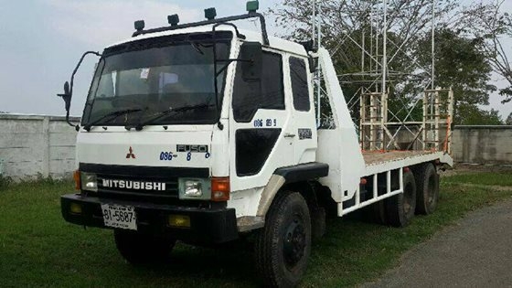 ขาย10ล้อหลงFUSO195 TDลากแบ็คโค200 แชชซีสวยเครื่องดี 10สปีดฟลูเลอร์ เอกสารเล่มทะเบียนพร้อมโอน