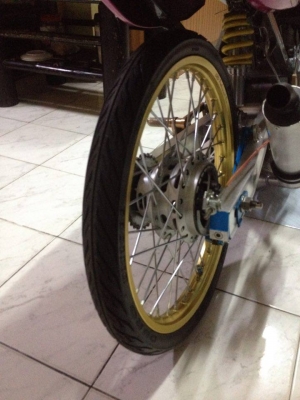 ขายสวิงอาร์มมิเนียมLS 1ชุด สภาพดี เอาไปยกใส่ใด้เลย ถอดออกจากLS ราคา1000บาท โทร0924462525โส ขายสวิงอาร์มมิเนียมLS 1ชุด สภาพดี เอาไปยกใส่ใด้เลย ถอดออกจากLS ราคา1000บาท โทร0924462525โส