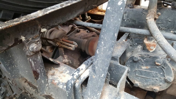 ขาย รถโม่ปูนแบบโซ่ 2.5 คิว คัสซีสวย เครื่อง EH700 168 แรงม้า รถใช้งานอยู่ทุกวัน เอกสารใบซื้อขาย ขาย รถโม่ปูนแบบโซ่ 2.5 คิว คัสซีสวย เครื่อง EH700 168 แรงม้า รถใช้งานอยู่ทุกวัน เอกสารใบซื้อขาย