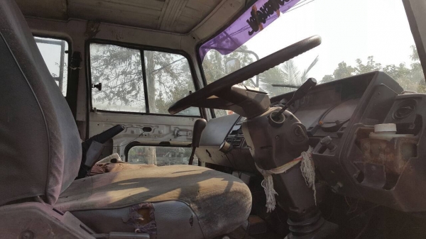 ขาย 10 ล้อ เพลาเดียว HINO KT920 ติดแก๊ส 8 ถัง เครื่อง EH700 168 แรงม้า คัสซีสวย วางหัว F18 ทะเบียนพร้อมโอน