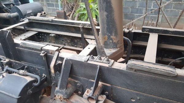 ขาย6ล้อดัมพ์อีซูซุ100 แชชซีสวยกระบะดัมพ์3คิว หัวยกได้เอกสารเช่มทะเบียนพร้อมโอนภาษี59 สภาพพร้อมวิ่งงาน