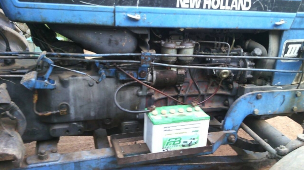 ขายรถไถฟอร์ด6600 เสื้อลาย ขายรถไถฟอร์ด6600 เสื้อลาย