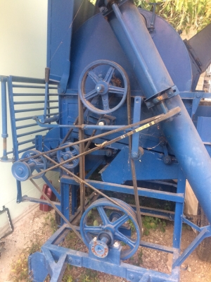 รถไถ24แรงสภาพ90\% อุปกรณ์ครบ4ชิ้น ทำงาน600ชั่วโมง **แถมเครื่องสีข้าว3ฟุต ใช้งานได้2ครั้ง 250,000ต่อรอง084-6127982