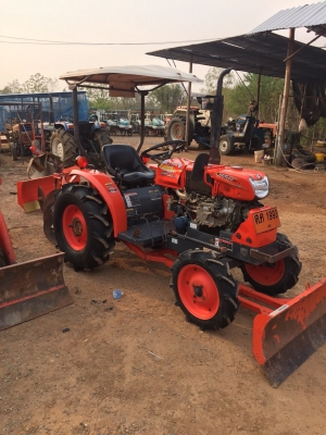 ขายรถไถคูโบต้าKRT140สภาพเดิมๆงานๆคับ มีผานดันหน้าและผาน3 ราคา115,000บาท