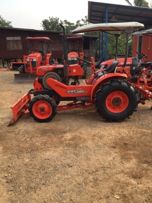 ขายรถไถคูโบต้าKRT140สภาพเดิมๆงานๆคับ มีผานดันหน้าและผาน3 ราคา115,000บาท ขายรถไถคูโบต้าKRT140สภาพเดิมๆงานๆคับ มีผานดันหน้าและผาน3 ราคา115,000บาท