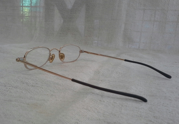 แว่นสายตายาวผู้ดีอังกฤษ AUTO-FOLD made in UK