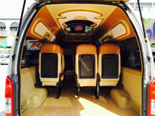 โทร 0922726669 ตันหยงรถตู้  รถตู้ ดีเซลล์ปี 2014 เครื่อง 3000 cc แต่งวีไอพี