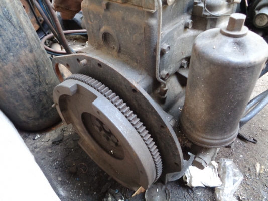 ขายเครื่องดีเซล isuzu c240 สภาพดีเครื่องแน่น