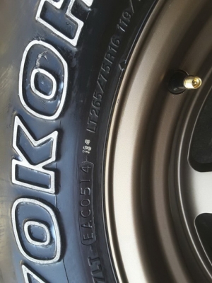 TE37 + Yokohama AT 265/75/16 ปี14 สวยๆ 1ชุด