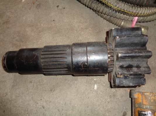 ขายมอเตอร์สวิง pc 120-3 พร้อมเพลา ขายมอเตอร์สวิง pc 120-3 พร้อมเพลา