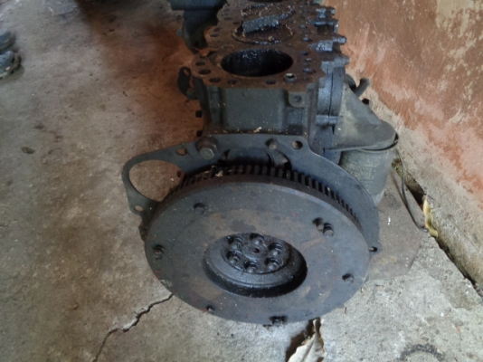 ขายท่อนล่าง 2L สภาพดี ลูกสูบใหม่