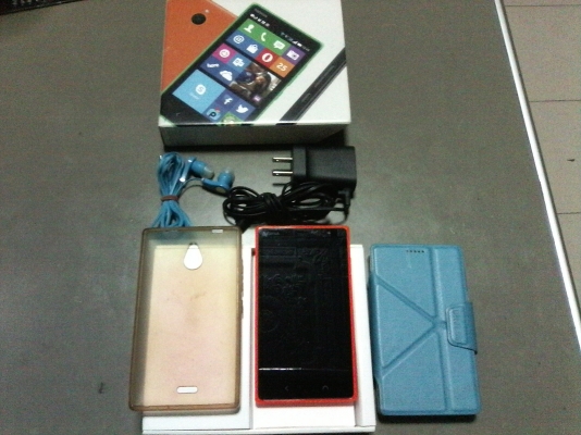 nokia x2 สีส้ม จอ4.3 แอดดรอย