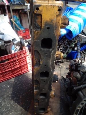 ขายฝาสูบ caterpila d4 ฝาบาง อุปกรณ์ครบ ขายฝาสูบ caterpila d4 ฝาบาง อุปกรณ์ครบ