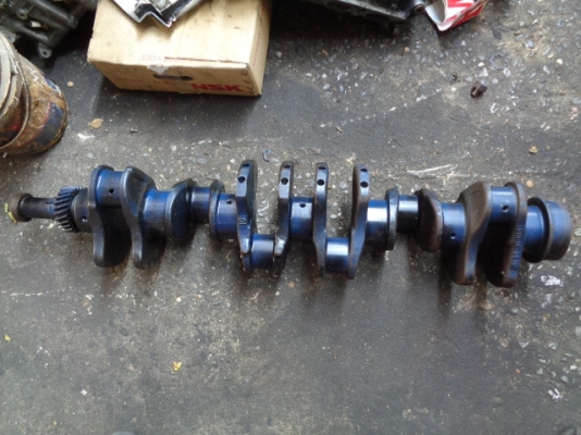 ขายข้อเหวี่ยง komatsu pc 200