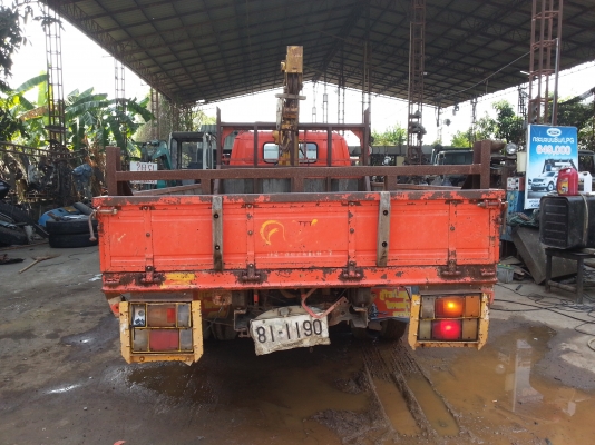 ขายด่วน 6ล้อ อีซูซุ115แรง ติดเครน2.9ตัน ราคาถูกๆ