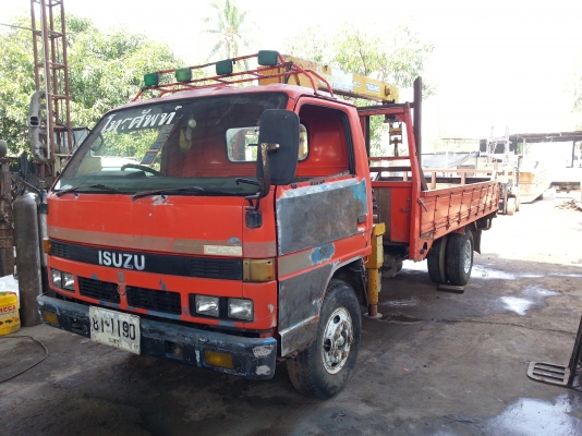 ขายด่วน 6ล้อ อีซูซุ115แรง ติดเครน2.9ตัน ราคาถูกๆ