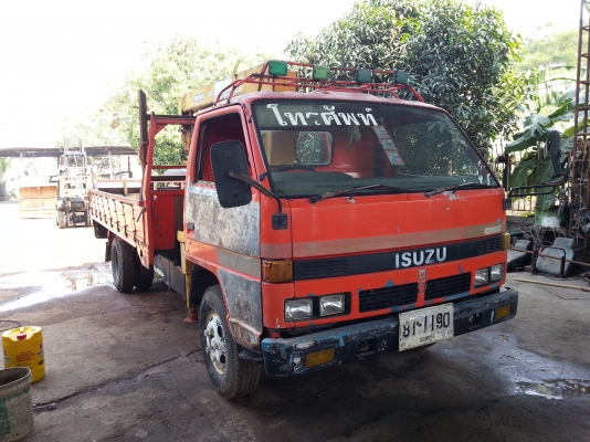 ขายด่วน 6ล้อ อีซูซุ115แรง ติดเครน2.9ตัน ราคาถูกๆ
