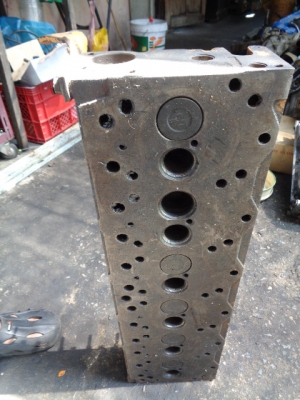 ขายฝาสูบ komatsu pc 120-3 ขายฝาสูบ komatsu pc 120-3