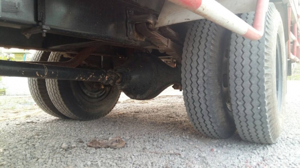 ขายรถเฮี๊ยบขนาด 3.6 ตัน 4 ท่อน(ทาดาโน่) ยี่ห้อ ฮีโน่ เครือง 195 แรงพร้อมใช้ ขายรถเฮี๊ยบขนาด 3.6 ตัน 4 ท่อน(ทาดาโน่) ยี่ห้อ ฮีโน่ เครือง 195 แรงพร้อมใช้