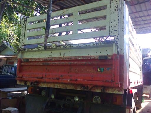 ขายรถบรรทุก 6 ล้อดัมพ์ HINO FC9J 175 แรงม้าปี 2556 ไมล์ 25000 กม.ราคา 1200000