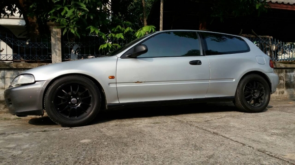 รถ 3 ประตู เครื่องหัวฉีด ติดแก็ส ราคา 69,000