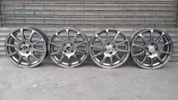 GTR ขอบ 15 4รู100 ล้อเปล่า GTR ขอบ 15 4รู100 ล้อเปล่า