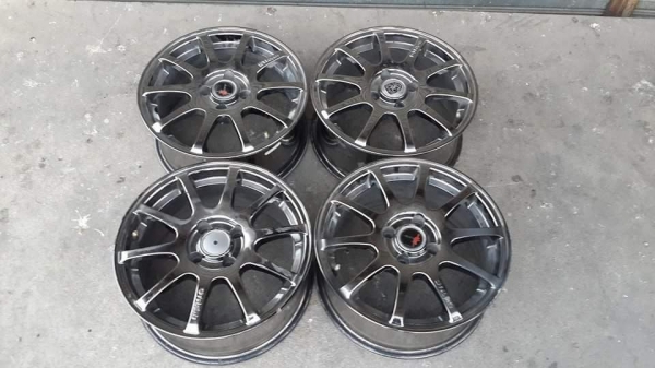 GTR ขอบ 15 4รู100 ล้อเปล่า GTR ขอบ 15 4รู100 ล้อเปล่า