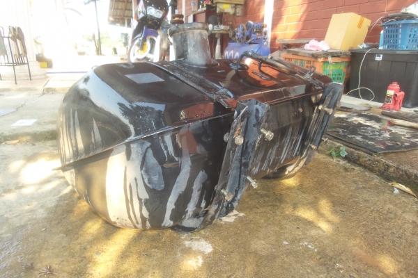 ถังน้ำมันสภาพใหม่พร้อมอุปกรณ์ครบใส่ได้เลยทุกรุ่น