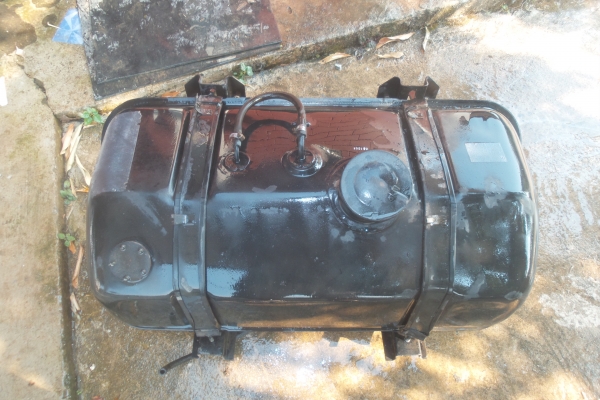 ถังน้ำมันสภาพใหม่พร้อมอุปกรณ์ครบใส่ได้เลยทุกรุ่น