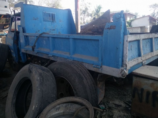 -ขาย หกล้อดั๊ม 6 คิว รถใช้งานได้ ทะเบียนพร้อมโอน.