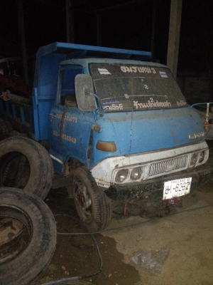 -ขาย หกล้อดั๊ม 6 คิว รถใช้งานได้ ทะเบียนพร้อมโอน.