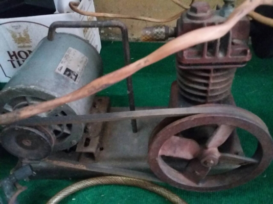 เครื่องหลอมทองหนึ่งชุดครบ