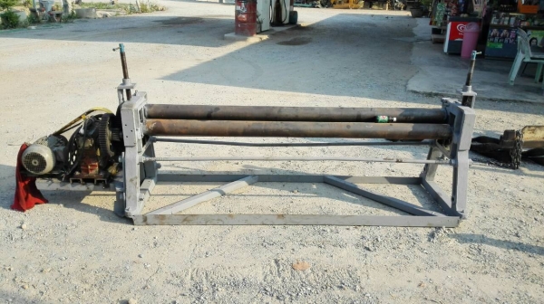 Sell> ขายเครื่องม้วนเหล็กแผ่น หน้ากว้าง 6 ฟุต ( 1.80 เมตร ) มอเตอร์ 3 เฟส พร้อมใช้งานครับ