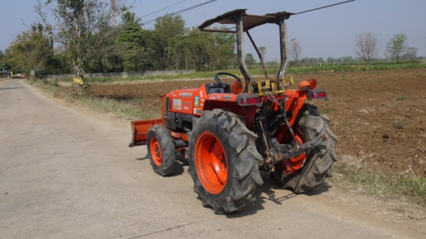 ขายครับ Kubota L3408 เครื่องดี เกียร์ดี ราคาเบาๆ ครับ