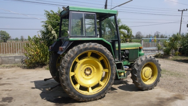 ขายJohn deere 2130 รถสวย สภาพดี เครื่องดี เกียร์ดี ครับ