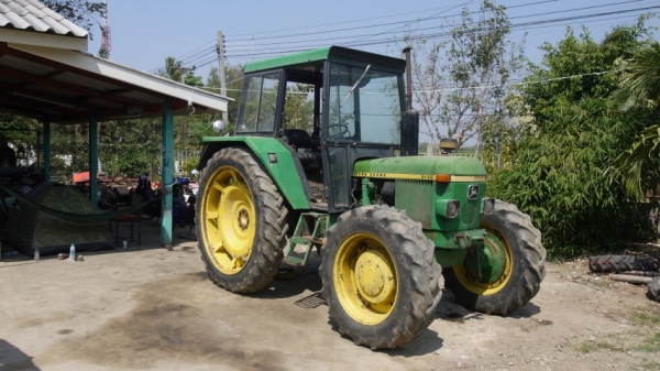 ขายJohn deere 2130 รถสวย สภาพดี เครื่องดี เกียร์ดี ครับ
