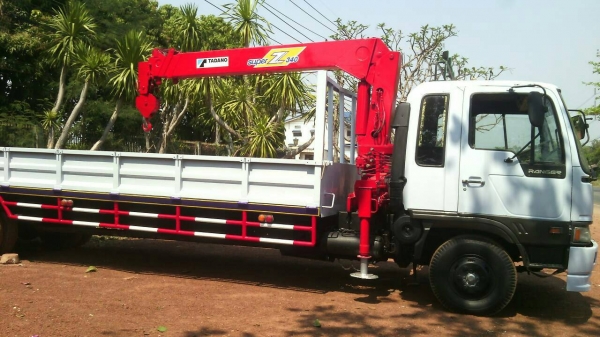 Hino FF3H 185 ยาว 7.20 เมตร เครน 3.4ตัน 3ชัก 4ปอก สนใจติดต่อ K.อู้ด 081-2995537,K.อิ้ง 081-1597055